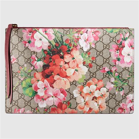 gucci bloom bag pink|Gucci Bloom make up bag.